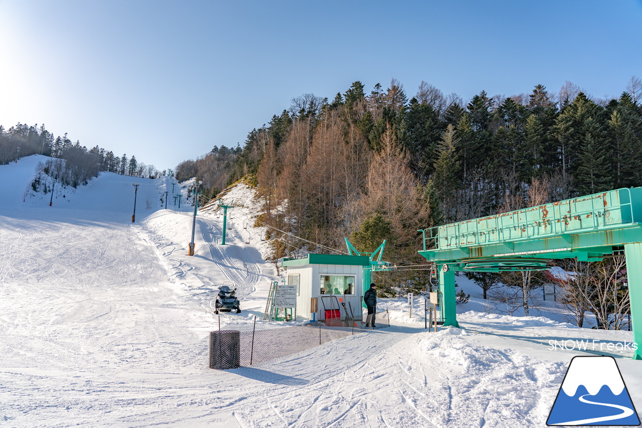 清里町緑スキー場｜起伏に富んだ地形が楽しい！静かな大自然の中に佇むローカルゲレンデ。